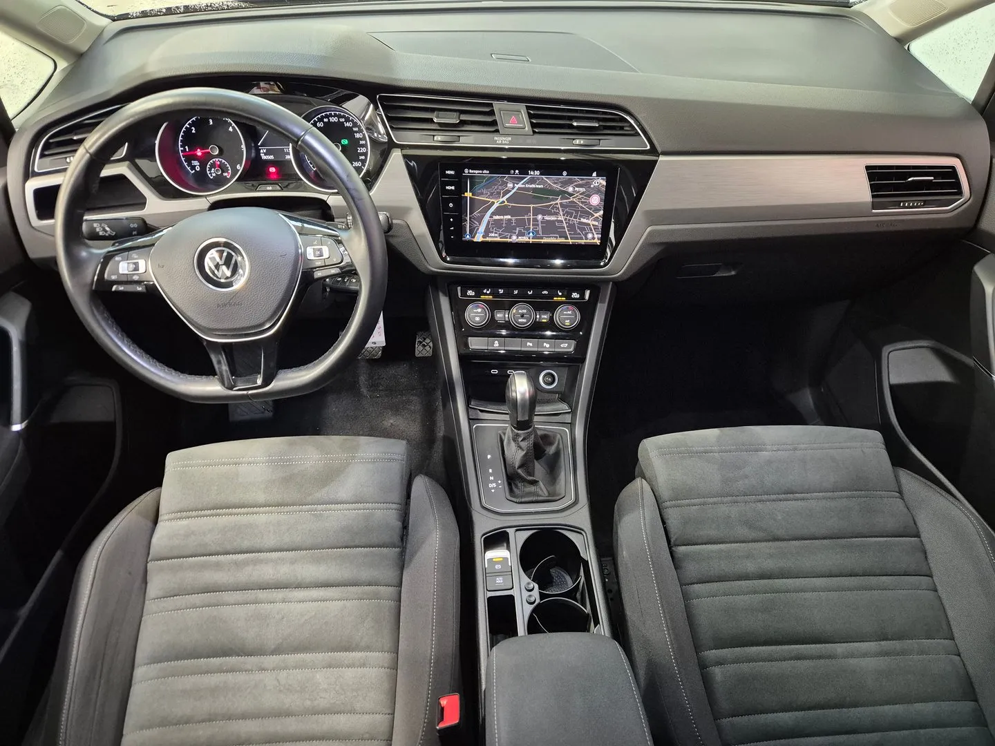 Zunanja slika - Volkswagen Touran - Family 2.0 TDI DSG - 7