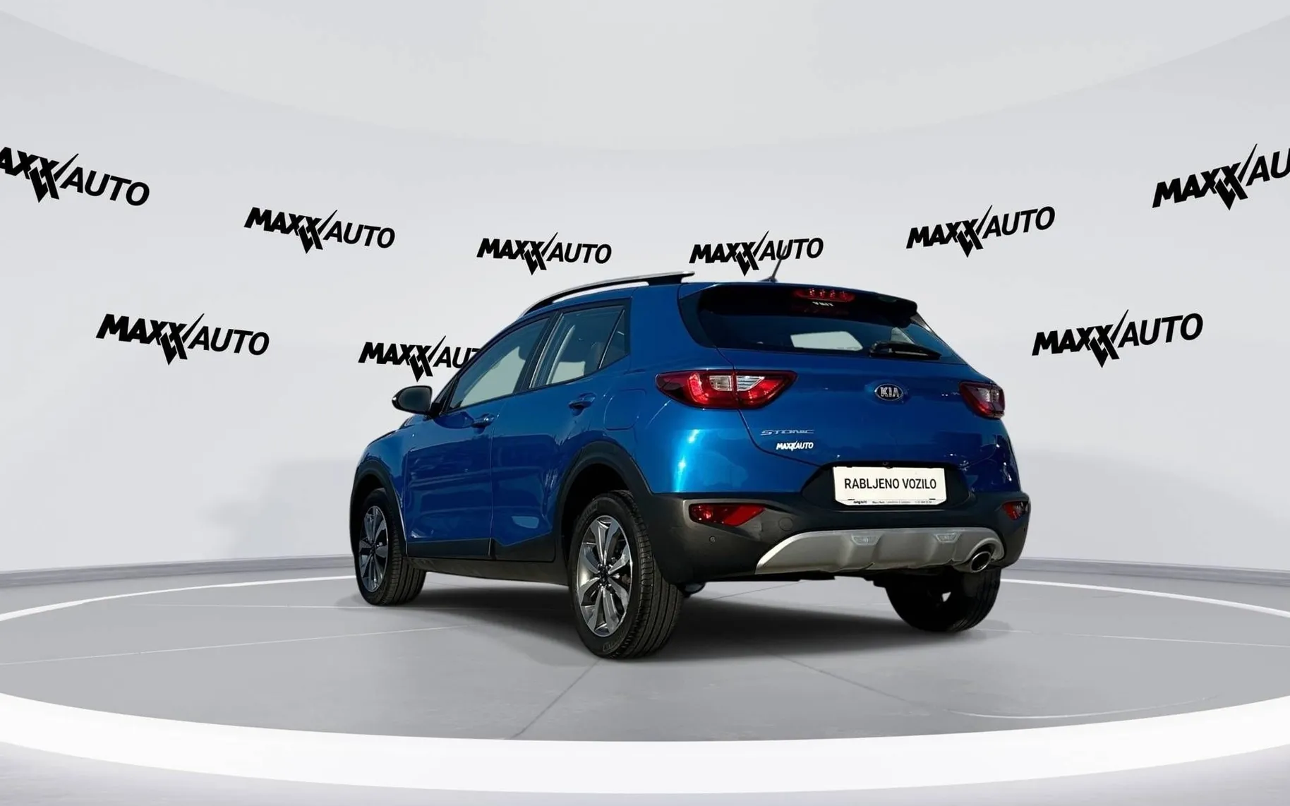 Notranja slika - KIA Stonic - 1.0 T-GDi LX Urban ISG DCT - 7