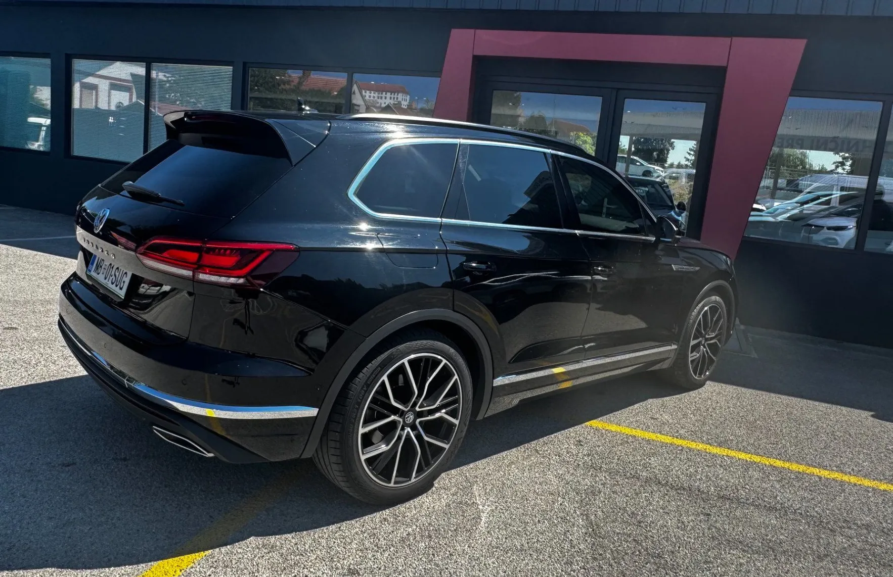 Zunanja slika - Volkswagen Touareg - 4motion V6 TDI BMT Atmosphere Tiptronic - 4