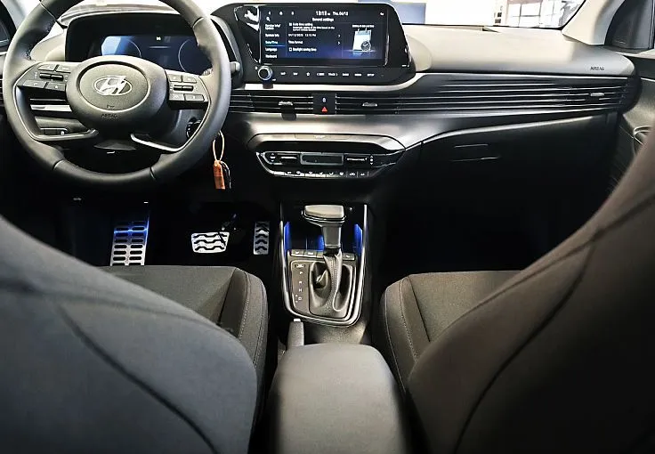 Zunanja slika - Hyundai Bayon - 1.0T-GDI PREMIUM AVT-WINTER-DAB-LED-REZ.K-VIDEO - 7
