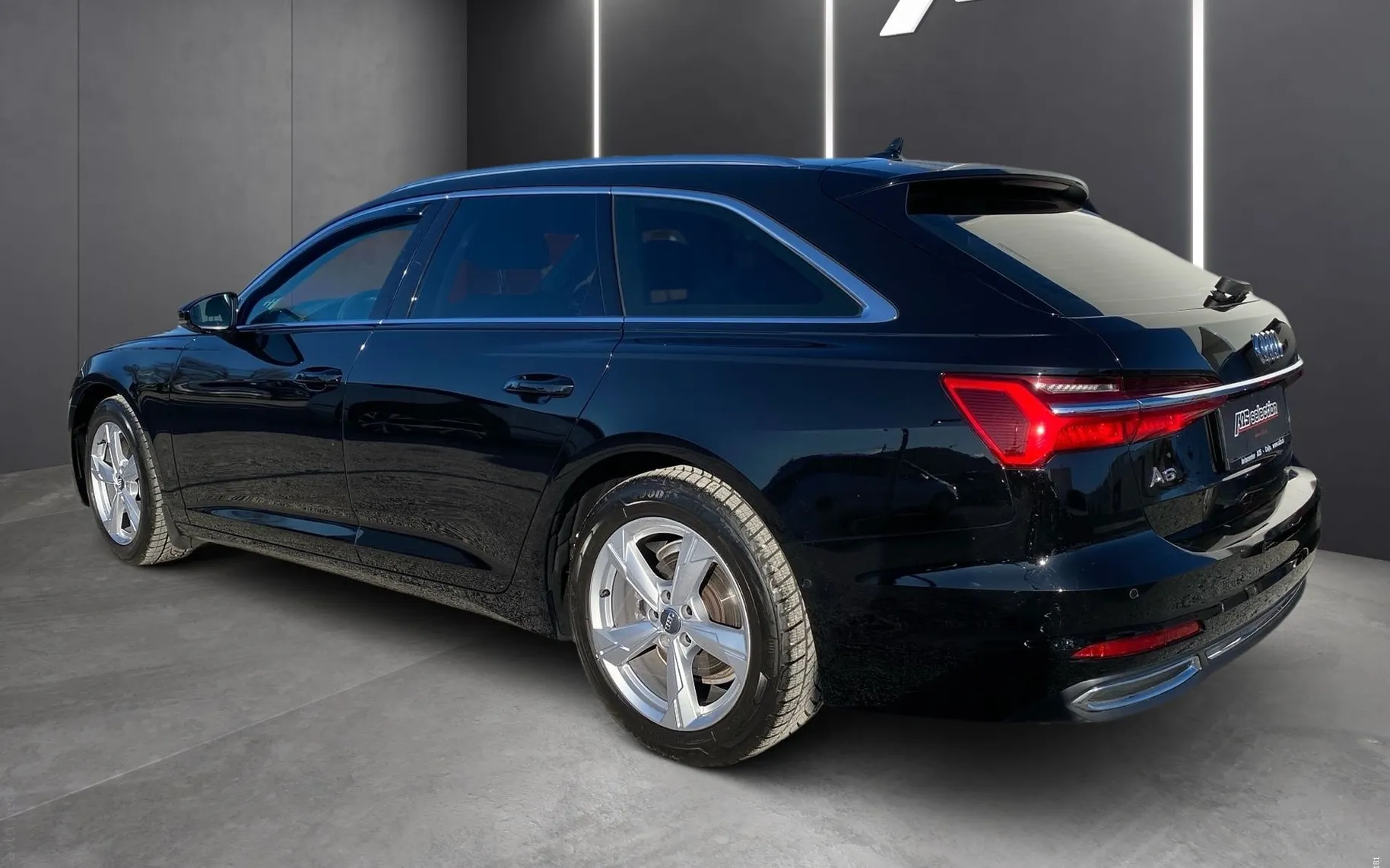 Zunanja slika - Audi A6 Avant - 40 TDI S tronic Quattro150kW-Webasto-Vlečna kljuka - 4