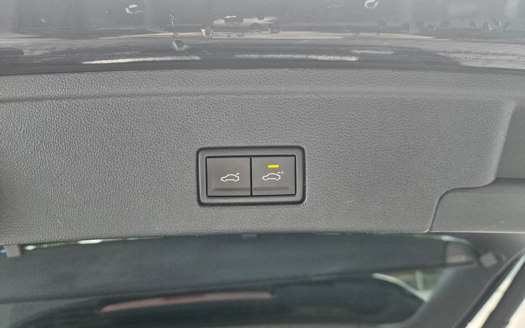 Zunanja slika - Volkswagen Touareg - 4motion V6 TDI BMT R-Line - 11