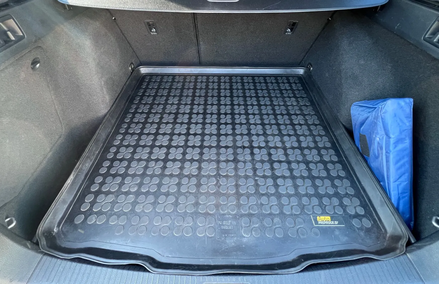Zunanja slika - Volkswagen Golf - Variant 1.6 TDI Trendline 85 115  Park Klima Velik servis - 16