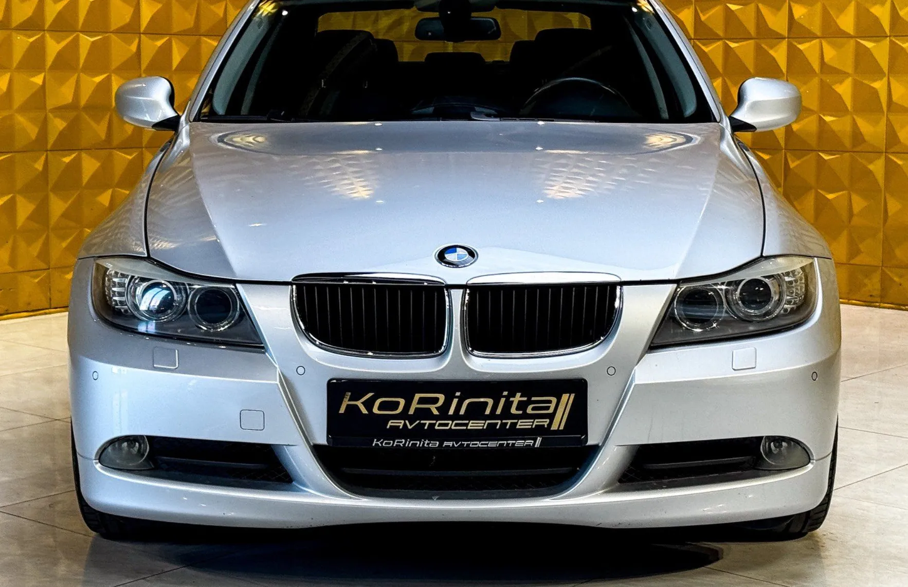 Zunanja slika - BMW Serija 3 - : 318d LCI-STREŠNO OKNO-GRETJE-NAVI-PDC... - 4
