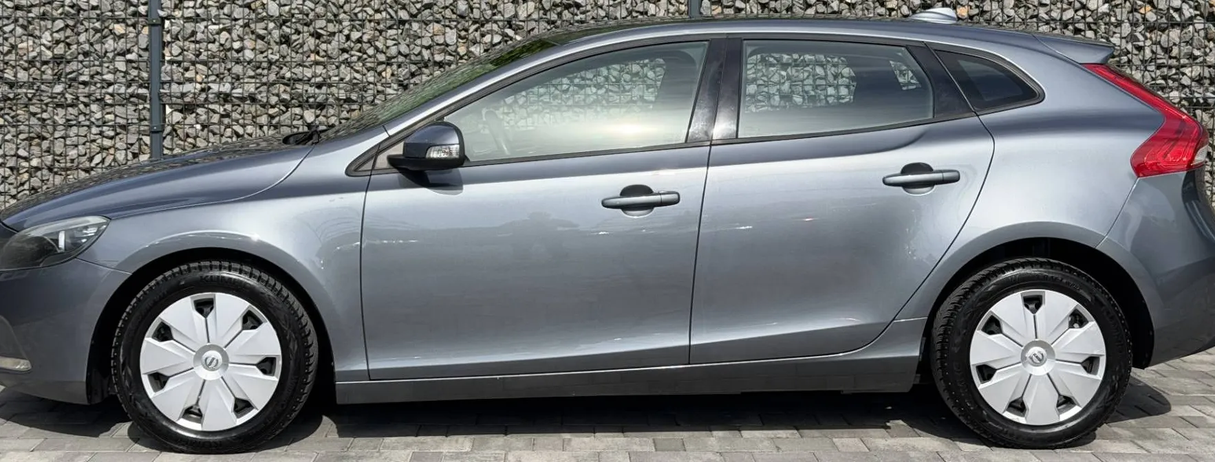 Zunanja slika - Volvo V40 - D2 | PDC | NAVI | VELIK SERVIS |... - 7