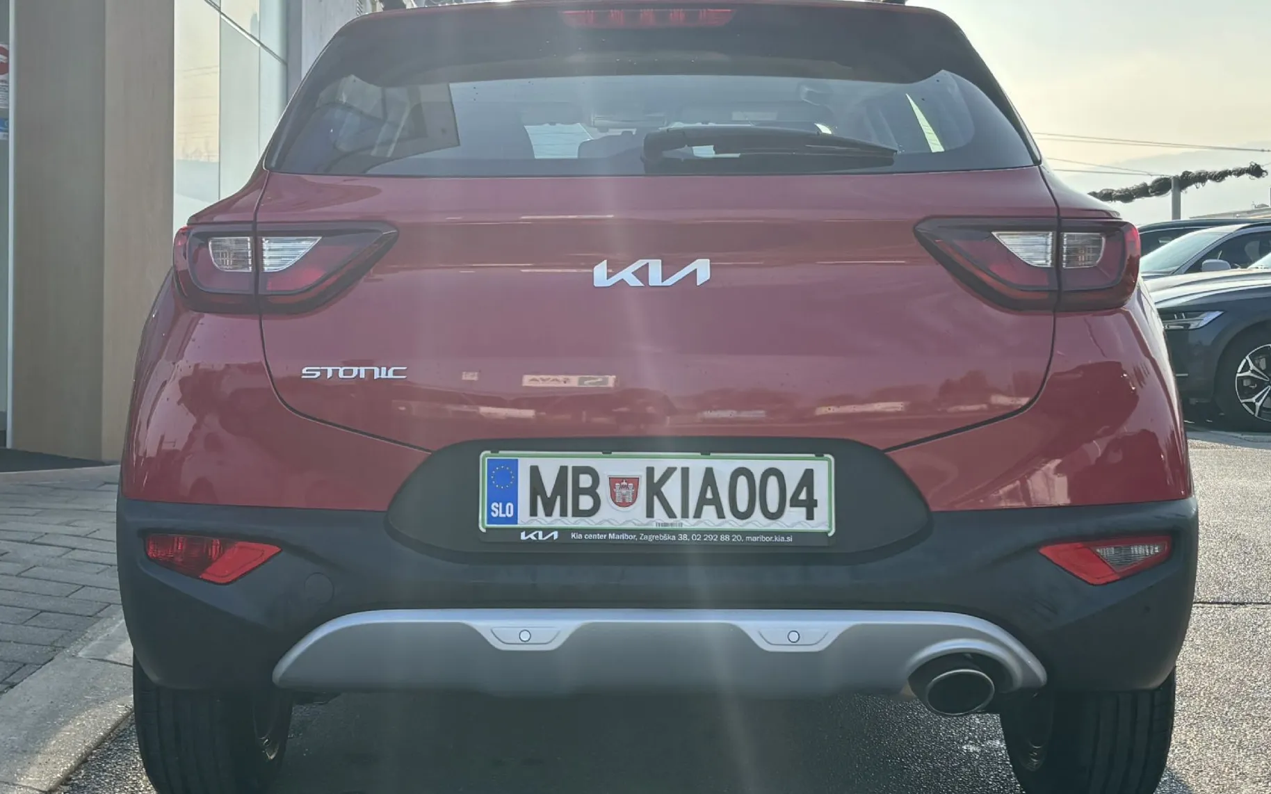 Zunanja slika - KIA Stonic - 1.2 DPI 57.9 kW  79 KM  LX Urban+ M T - 5