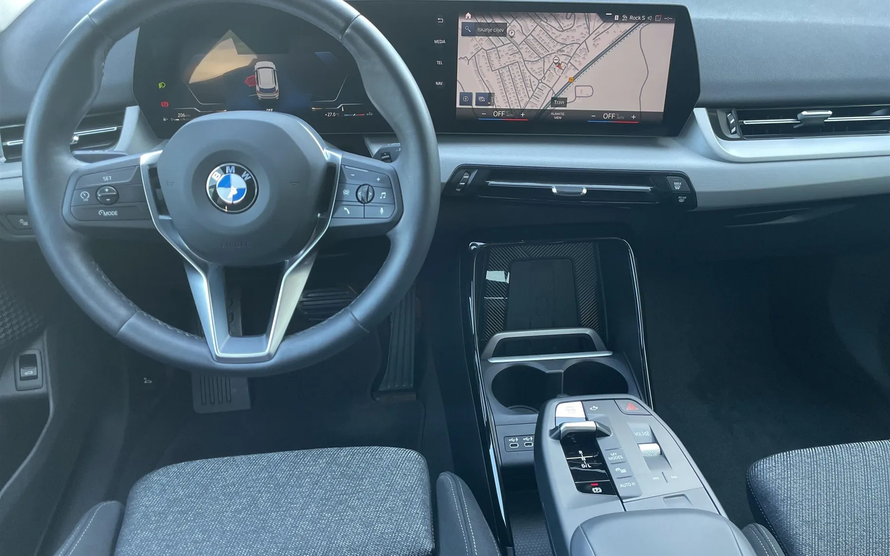 Zunanja slika - BMW X1 - xDrive20d - 7