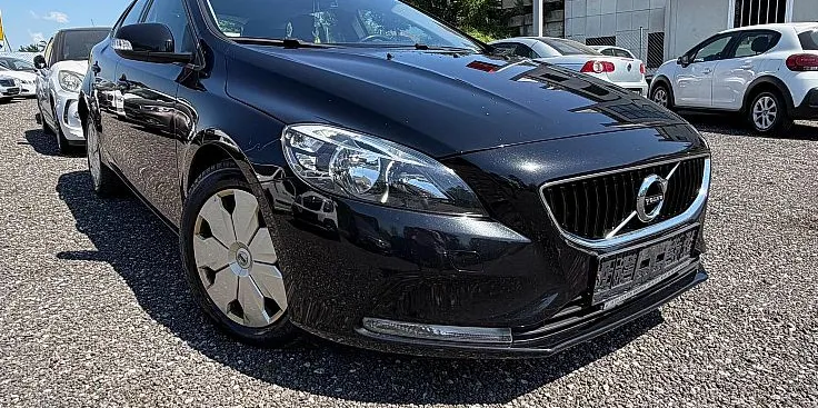 Zunanja slika - Volvo V40 - 2.0 + BREZ POLOGA TUDI ZA TUJCE Z VIZO - 1