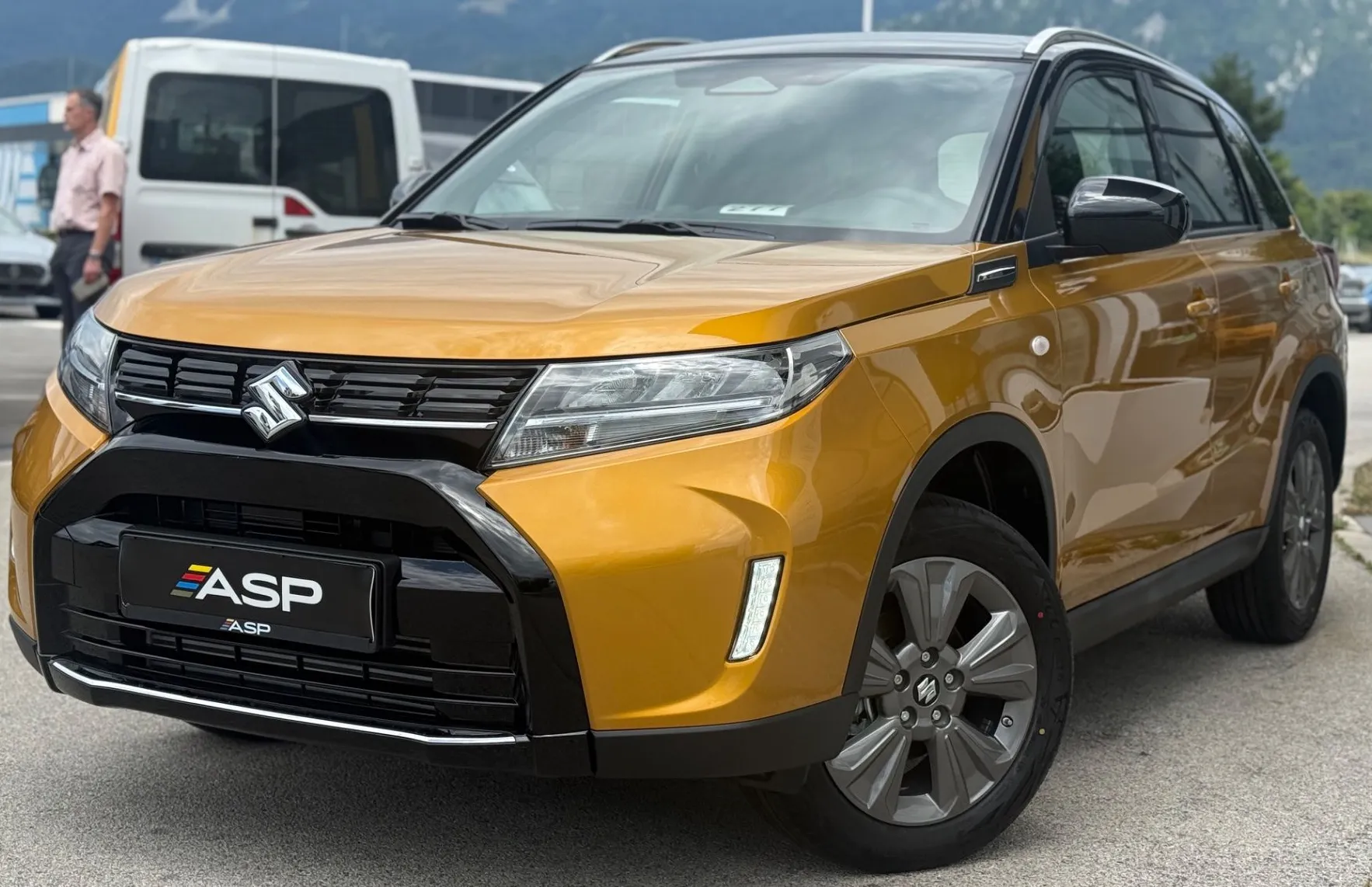 Zunanja slika - Suzuki Vitara - 1.4 Boosterjet AllGrip Hibrid Premium - 3