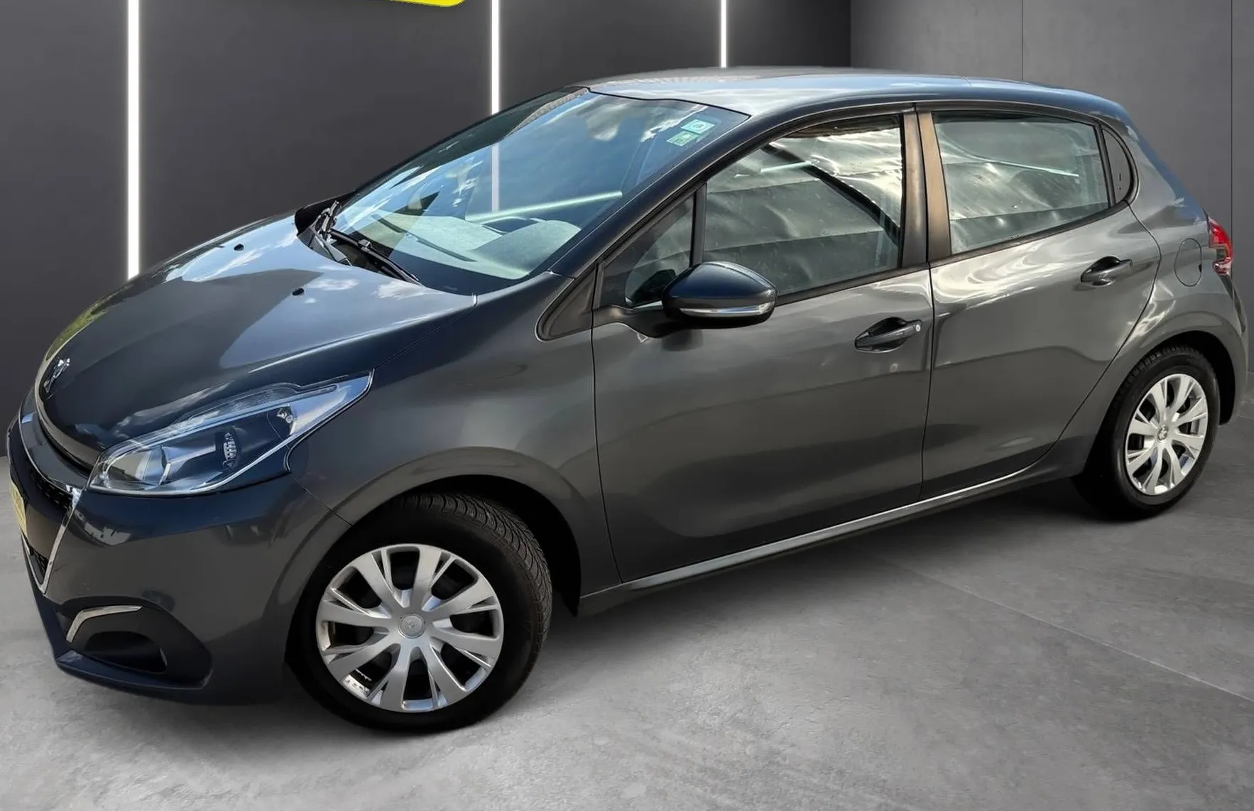 Zunanja slika - Peugeot 208 - 1.2 SLOVENSKI MOŽNOST FINANICRANJA BREZ POLOGA... - 2