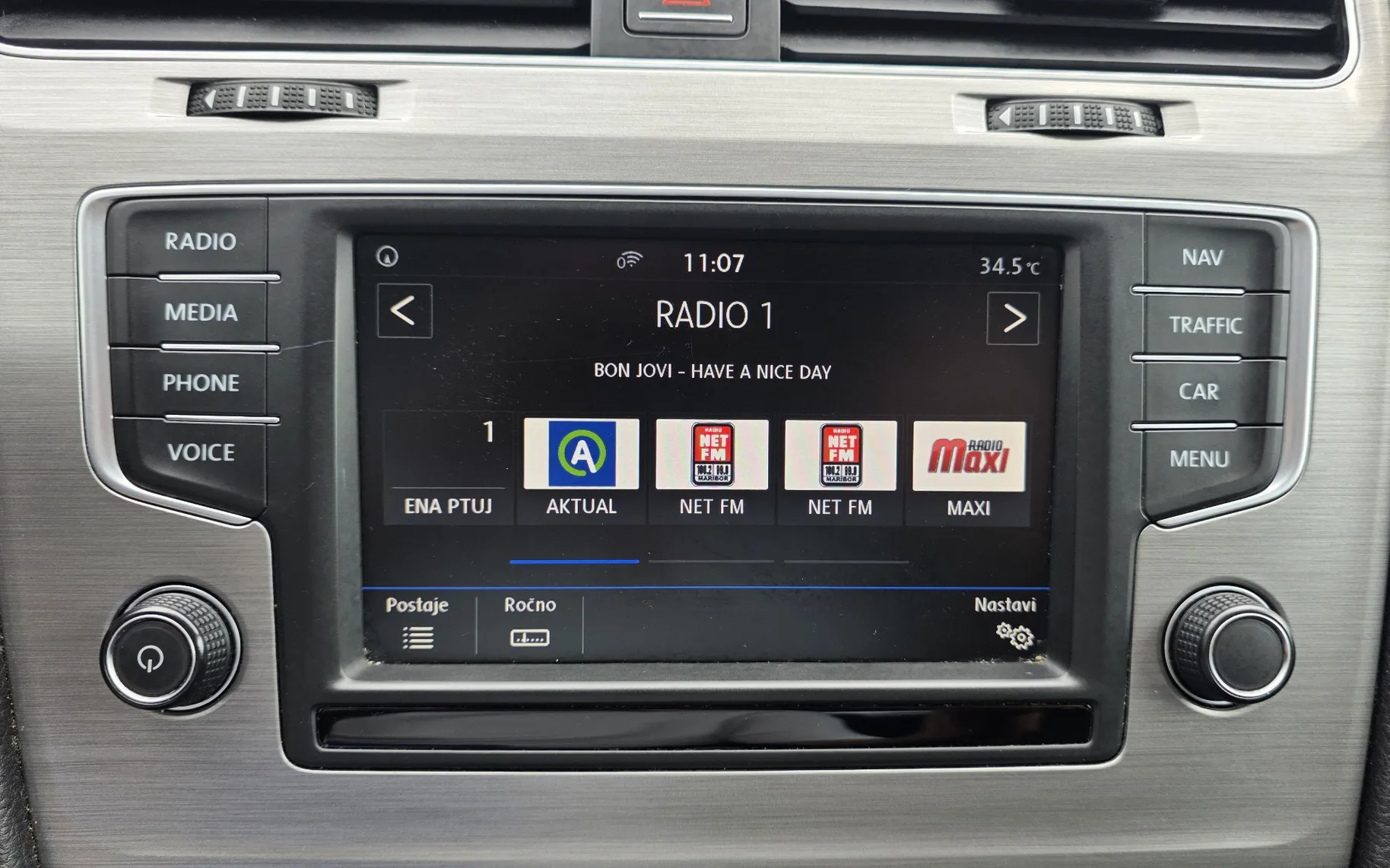 Zunanja slika - VW Golf - Variant 1,6 TDI DSG VEL. SERVIS NAVI TEMP PDC KLJUKA - 11