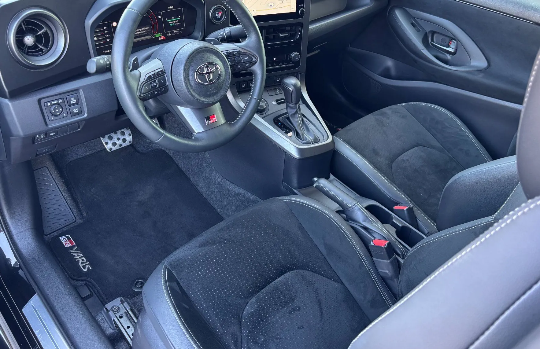 Zunanja slika - Toyota GR Yaris - 1.6 AWD GR-FOUR Race JBL - 10