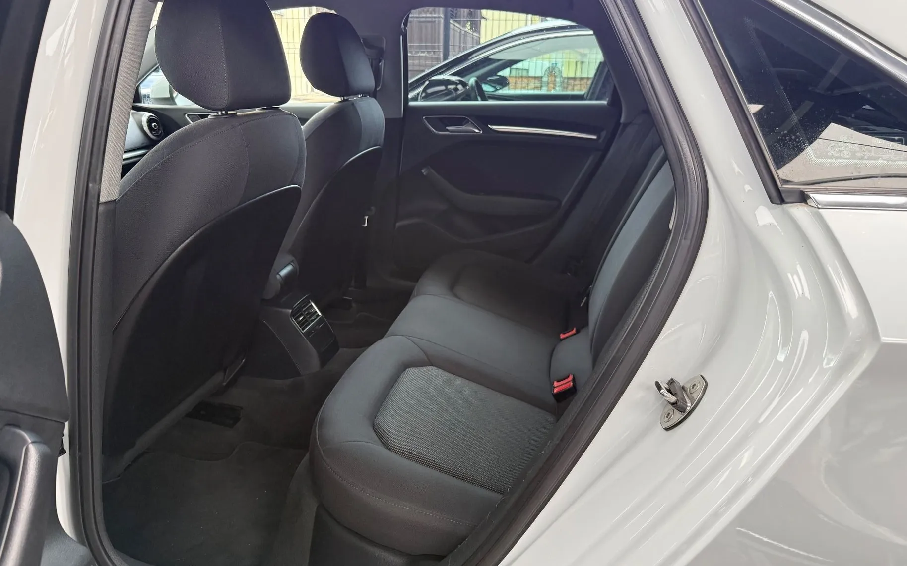 Notranja slika - Audi A3 - 2.0 TDI-VIRTUAL-XENON+LED-LIZING ZA TUJCE-... - 11