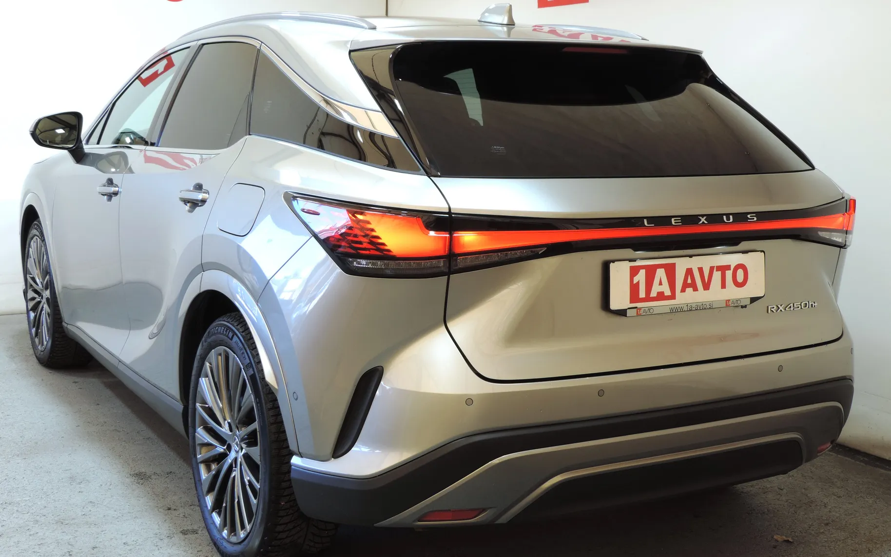 Zunanja slika - Lexus RX - Lexus  450h+ AWD PHEV Luxury. ACC-360-21 COL - 7