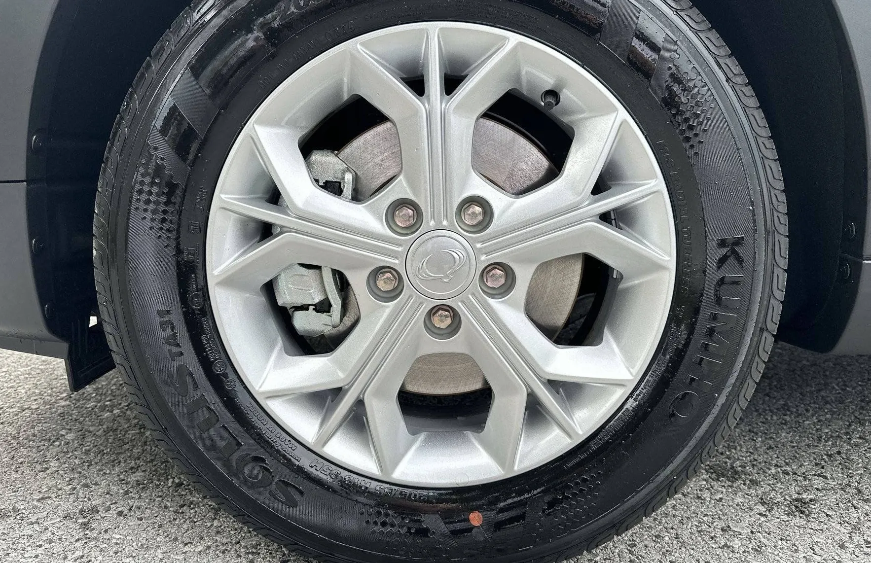 Zunanja slika - KG Mobility Tivoli - 1.5 T-GDi Fresh 2WD MT... - 9