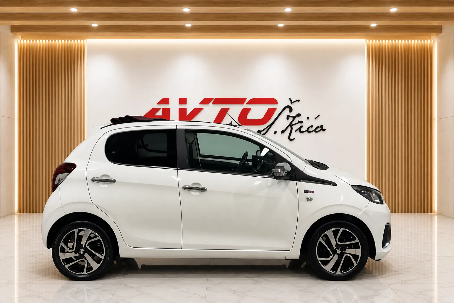 Zunanja slika - Peugeot 108 - 1.2-CABRIO-TEMPOMAT-LED-KAMERA-ALU-ODLIČEN... - 6