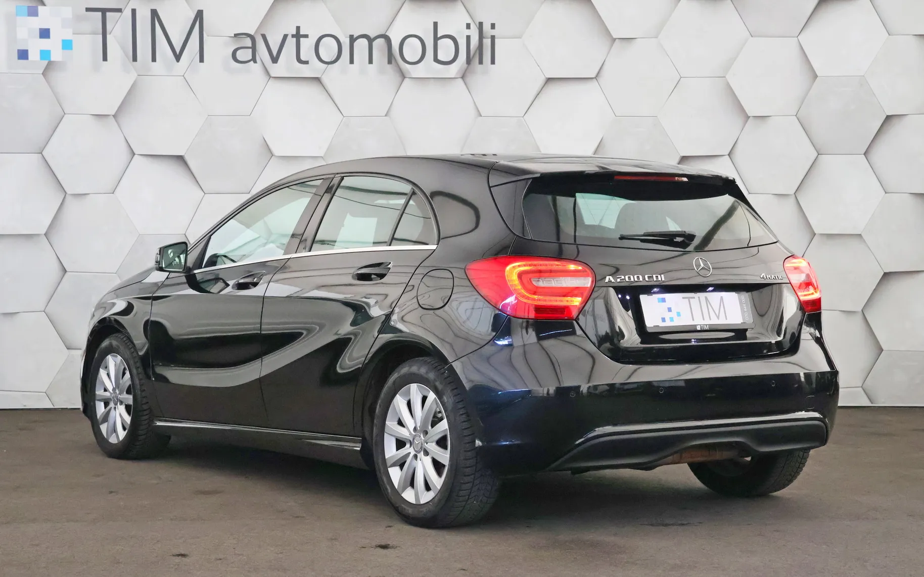 Zunanja slika - Mercedes-Benz A 200 - A-Razred CDI 4-Matic 7G-DCT Sport 136KM - 4