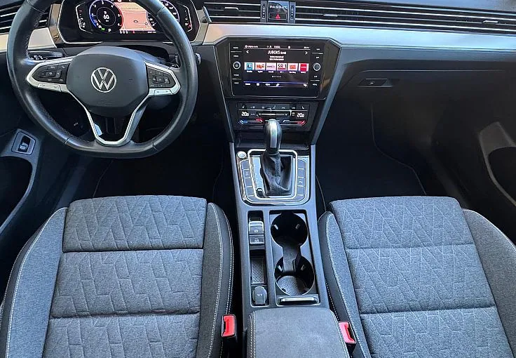 Zunanja slika - Volkswagen Passat - Variant 2.0 TDI 150ks DSG °2.LASTNIK°°VIRTUAL° °FULL-LED° - 9