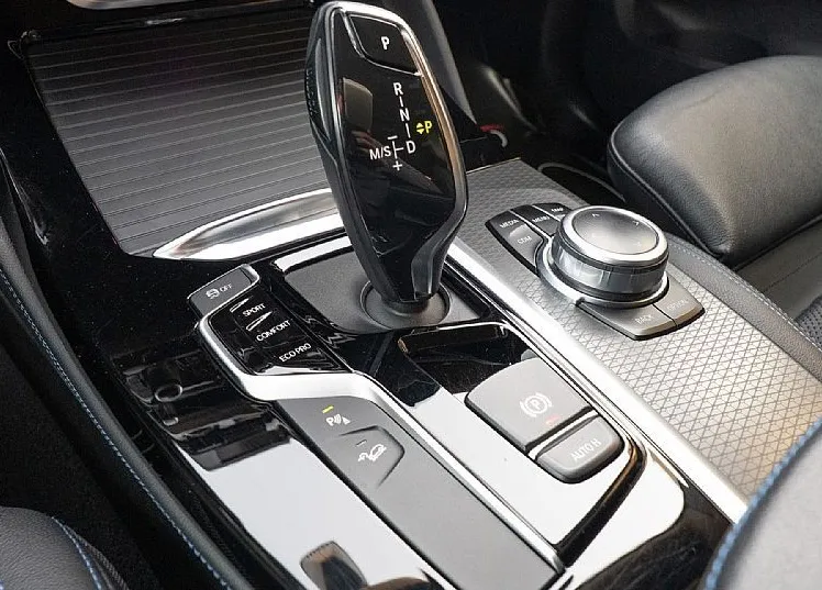 Zunanja slika - BMW X4 - serija : xDrive20i  M Sport•FULL LED•PDC•NAVI•GR.SEDEŽ - 12