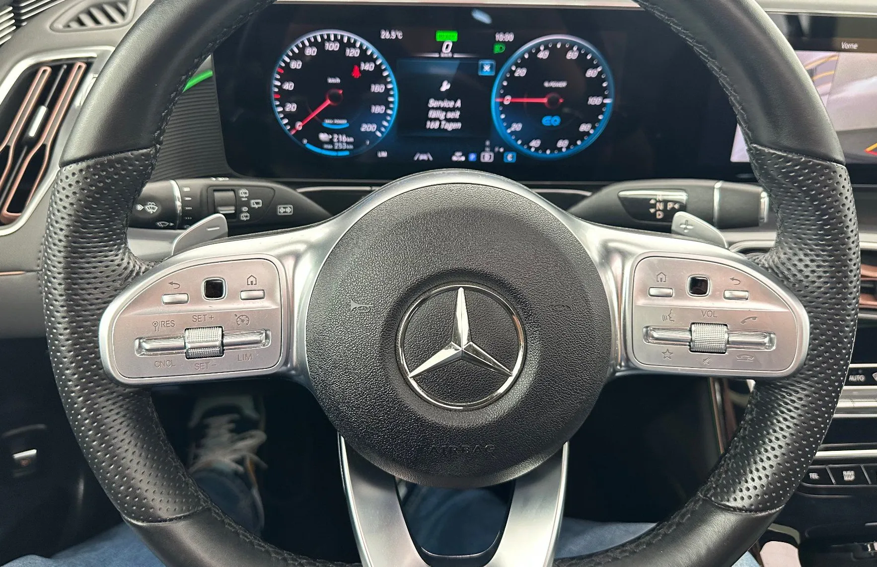 Zunanja slika - Mercedes-Benz EQC - 400 4MATIC AMG Line.NEMŠKI+4ALU.LED.KAMERA.67.000 - 5