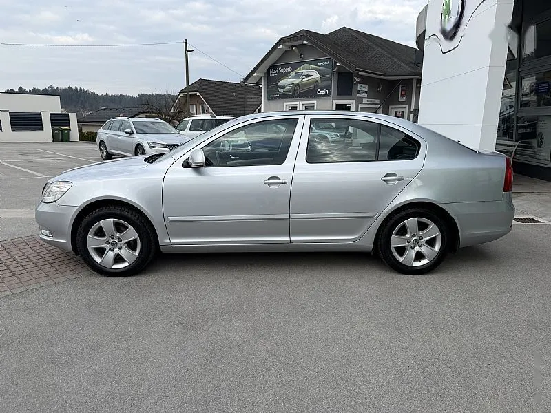 Zunanja slika - Škoda Octavia - 1.2 TSI 6-st. ročni - SLO. - 1. LASTNIK - - 4