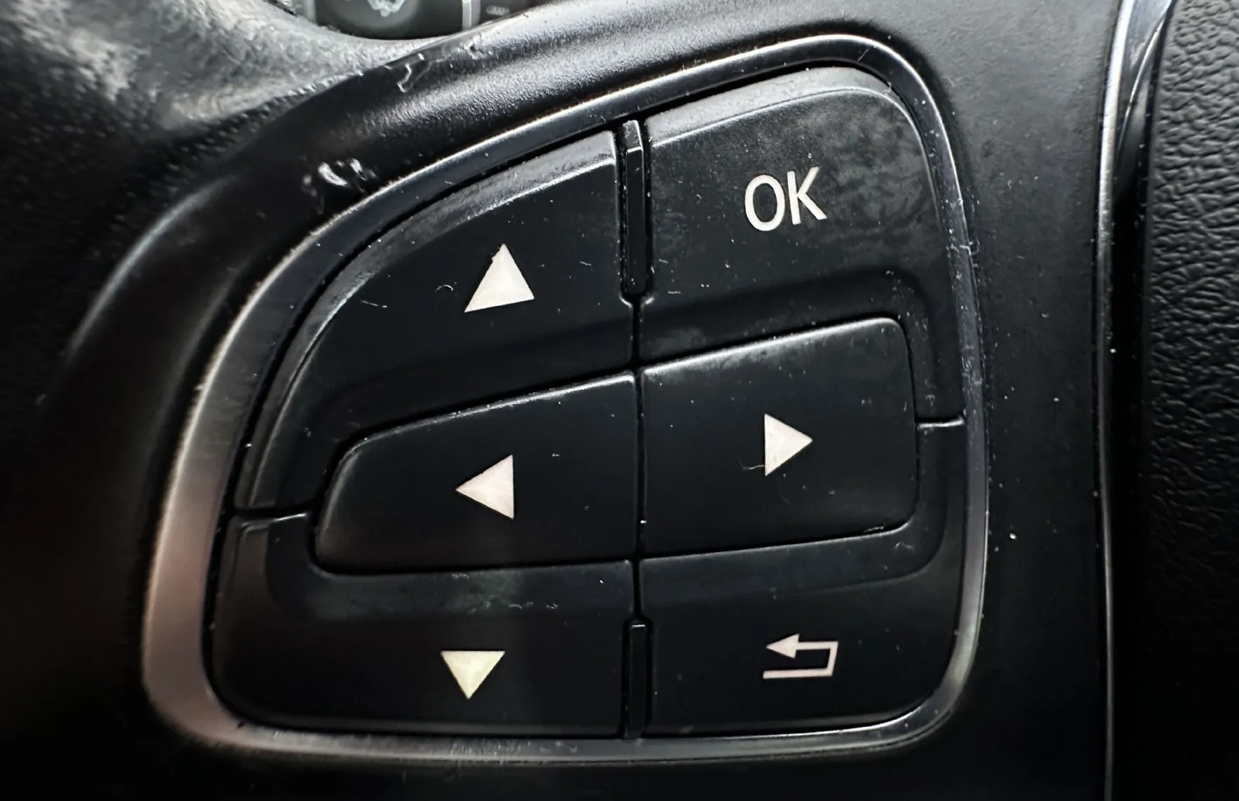 Zunanja slika - Mercedes-Benz B-Razred - B 180 d..NEMŠKI.NAVI.80 KW.SAMO 120.000 KM.DIZEL - 7