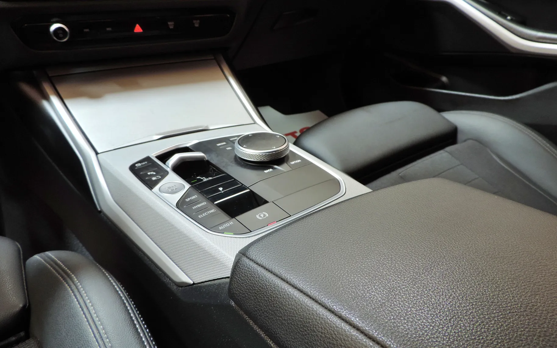 Zunanja slika - BMW Serija 3 - 320e Touring Avt. LED-KAMERA-MRTVI KOTI-KLJUKA - 20