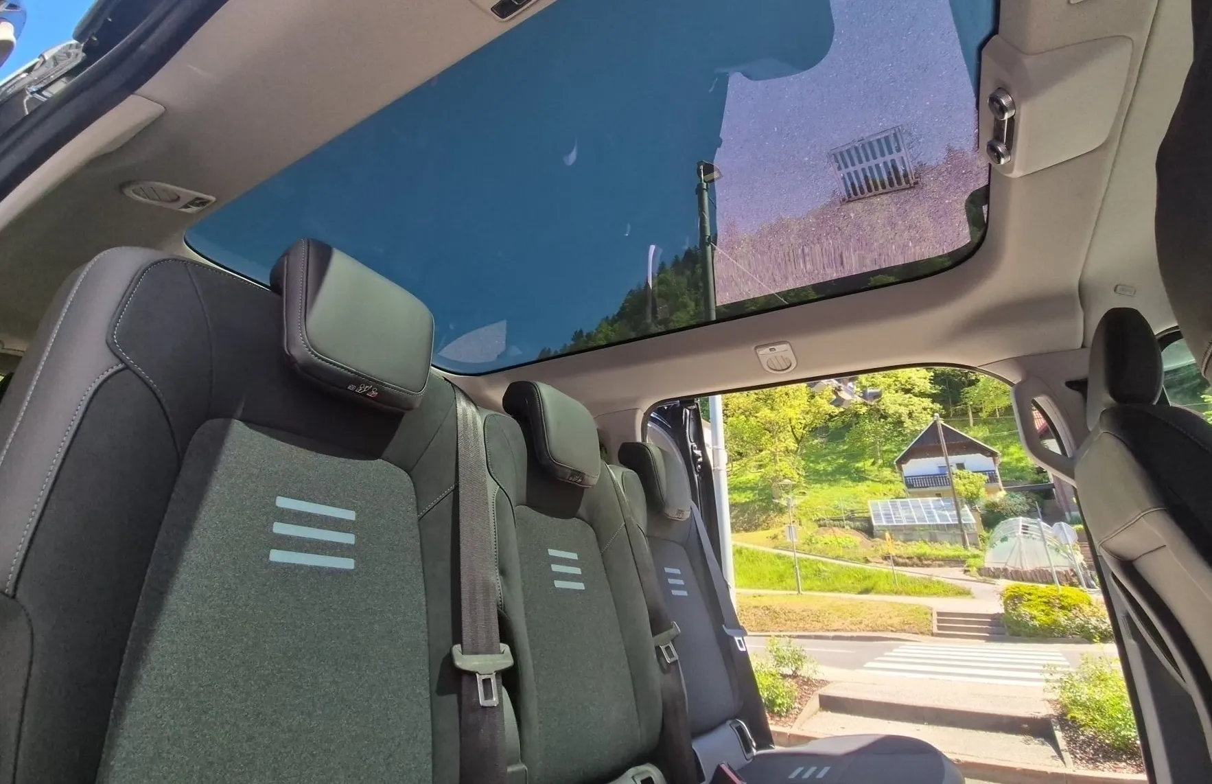 Zunanja slika - Ford Tourneo - Custom ACTIVE 2.0 170PS A8 L2 AWD-ZALOGA - 17