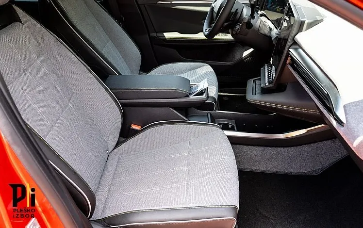 Zunanja slika - Renault Scenic E-tech - Techno E-Tech Electric 170 Comfort Range - 11