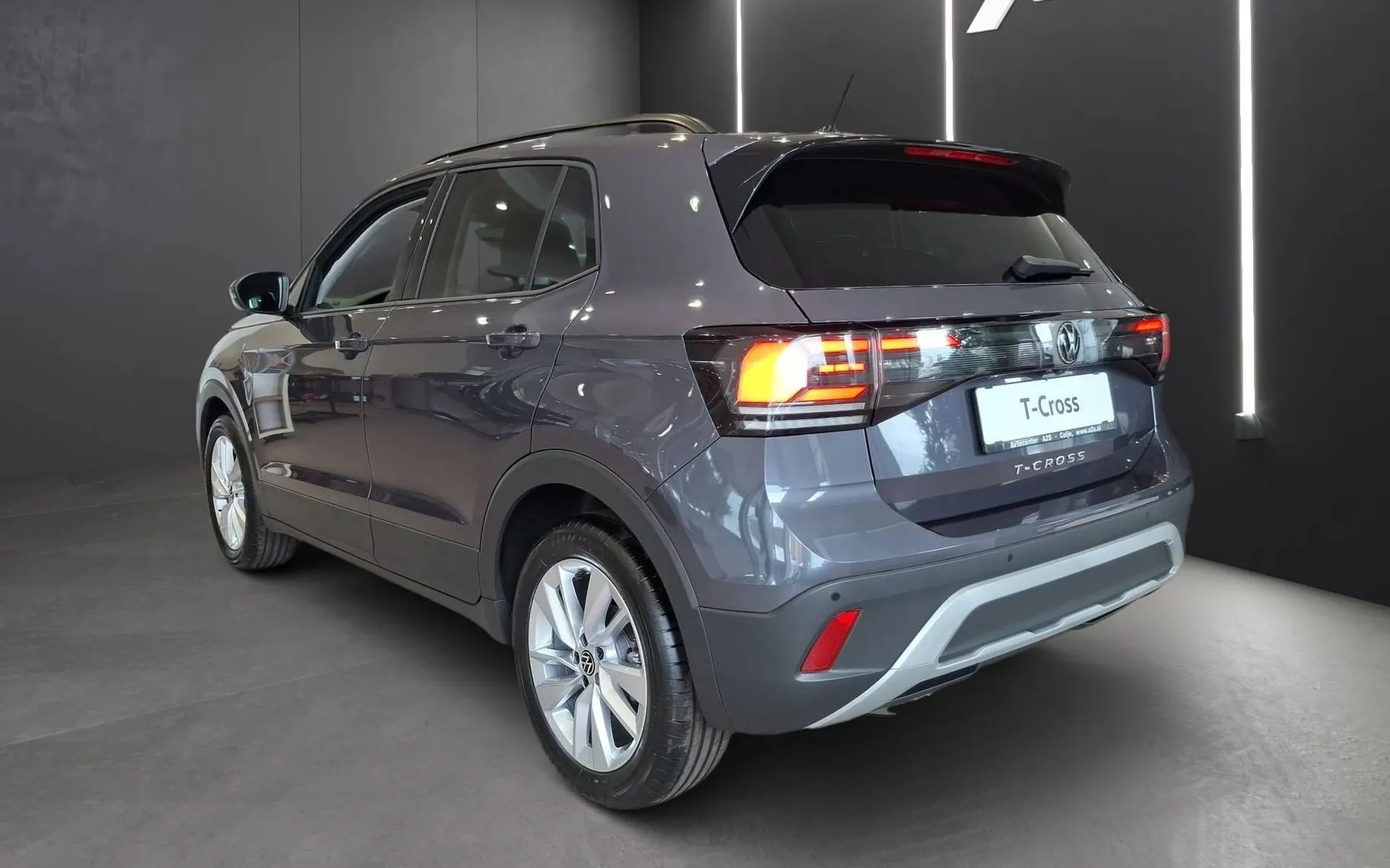 Zunanja slika - Volkswagen T-Cross - 1.0 TSI BMT 4All - 4