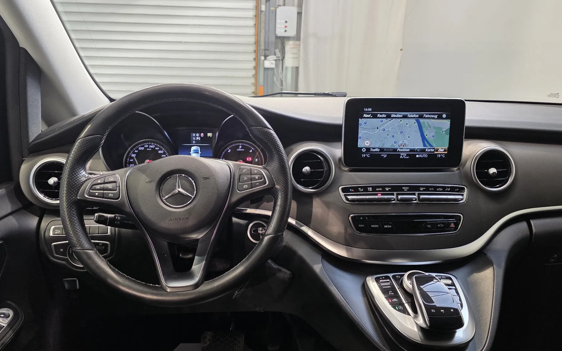 Zunanja slika - Mercedes-Benz V-Razred - V 250 d BlueEFFICIENCY Avt. 4Matic USNJE 360KAM TEMP 7xS - 8