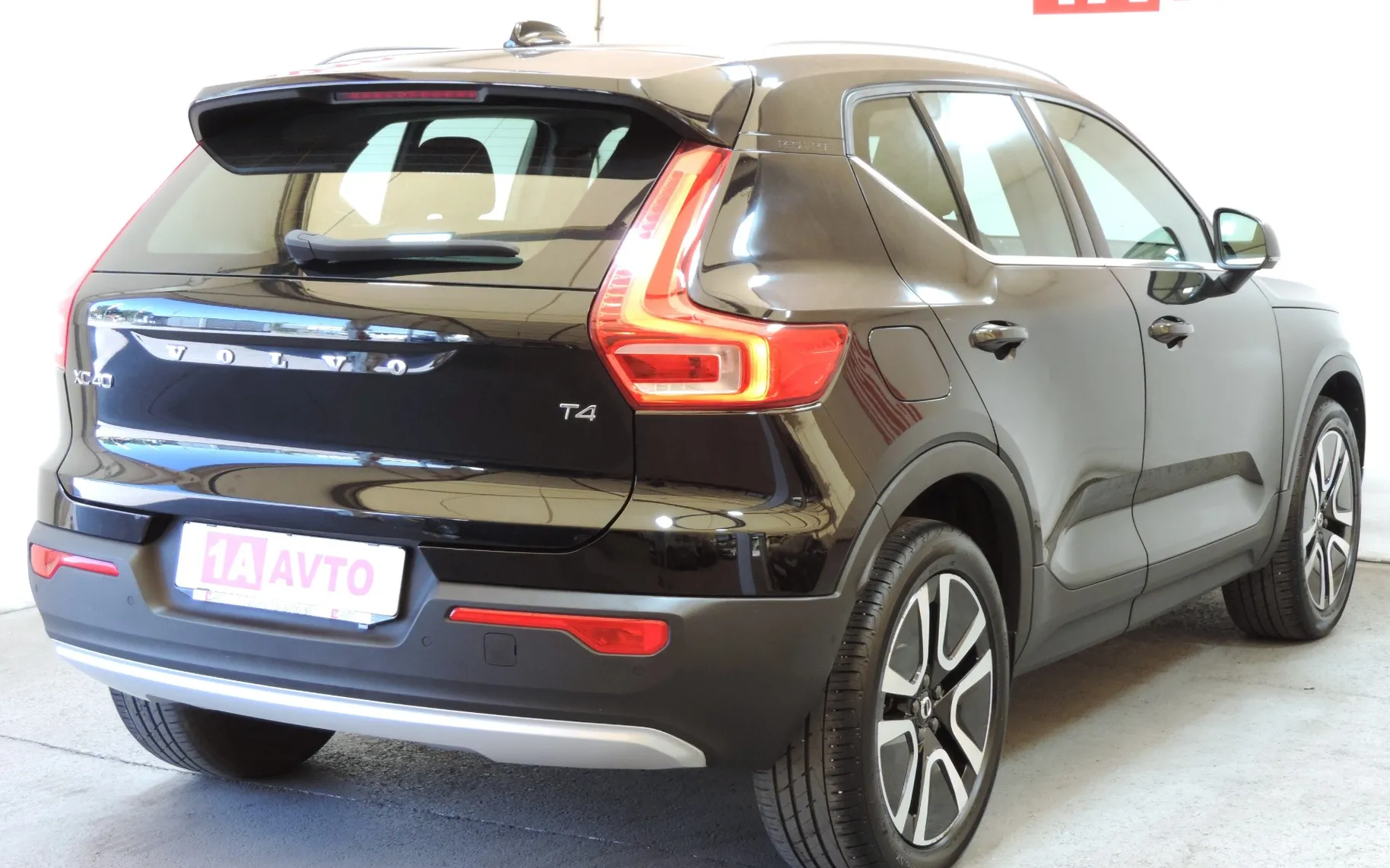 Zunanja slika - Volvo XC40 - T4 Recharge Twin Engine Inscription Avt. - 10