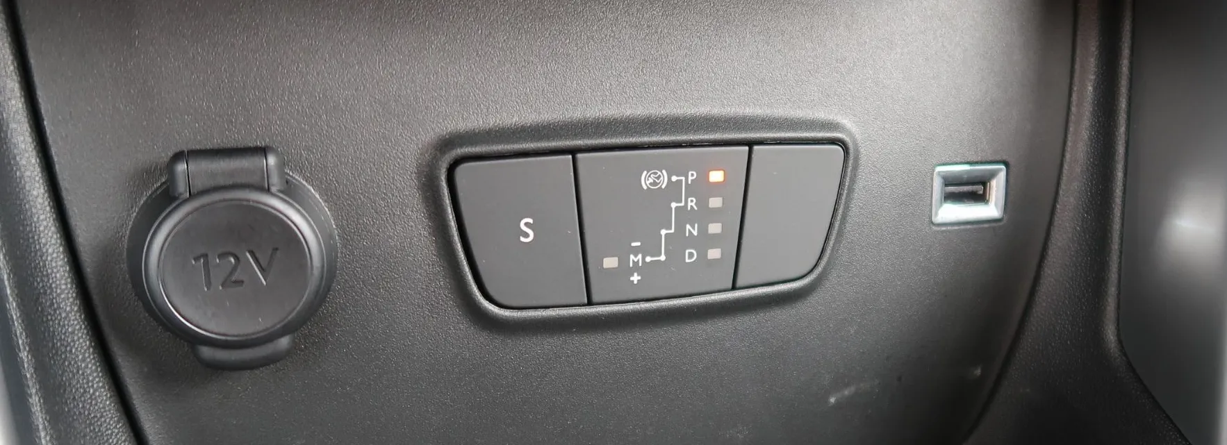 Zunanja slika - Citroën C3 Aircross - BlueHDi 120 S S EAT6 NAVI PDC - 19
