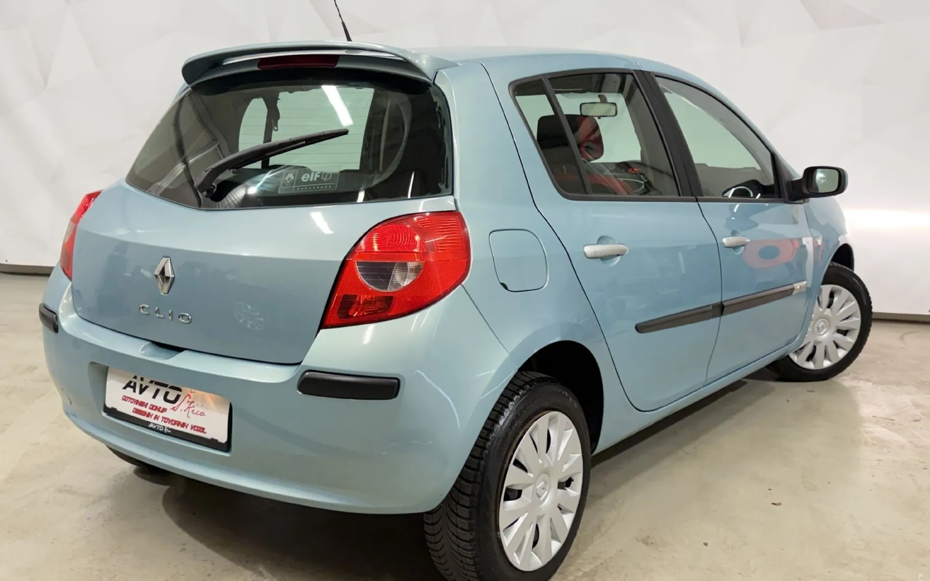 Zunanja slika - Renault Clio - 1.2 Rip Curl-KLIMA-SERVO-TRAJNIK BREZ POLOGA... - 4