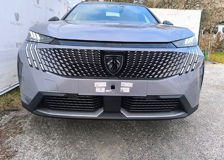 Zunanja slika - Peugeot 5008 - GT 1.2 HIBRID 145 E-DCT  + BON ZA ZIMSKE GUME 500€ - 5