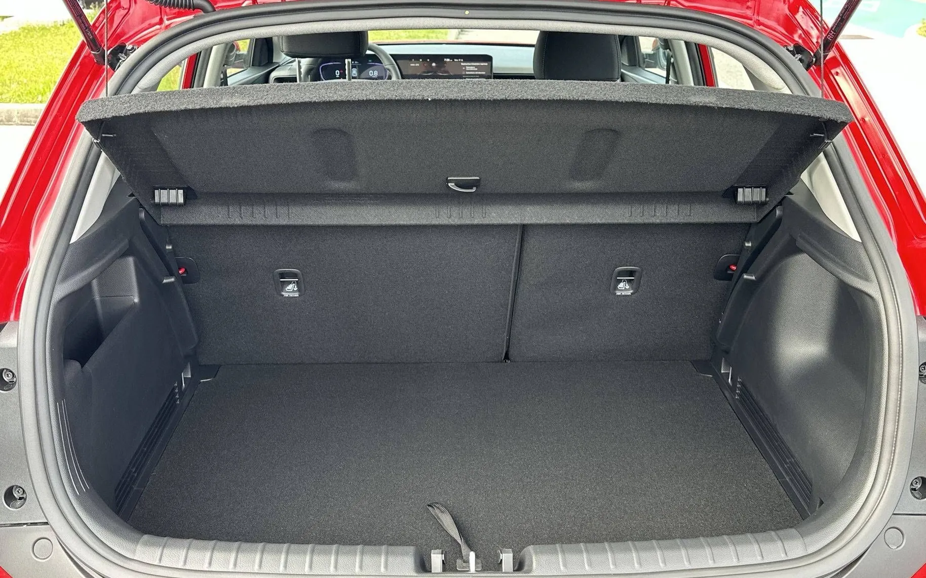 Notranja slika - KIA Stonic - 1.0 T-GDi LX Life - 11