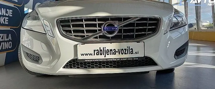 Zunanja slika - Volvo S60 - D3 Momentum MODIFICIRAN 198220 KM 180...JERMEN... - 2