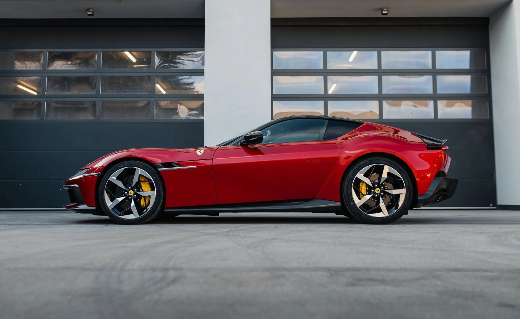 Zunanja slika - Ferrari 12cilindri Spider - 12 Cilindri VSA OPREMA - IMAMO GA - BO VAŠ? - 8