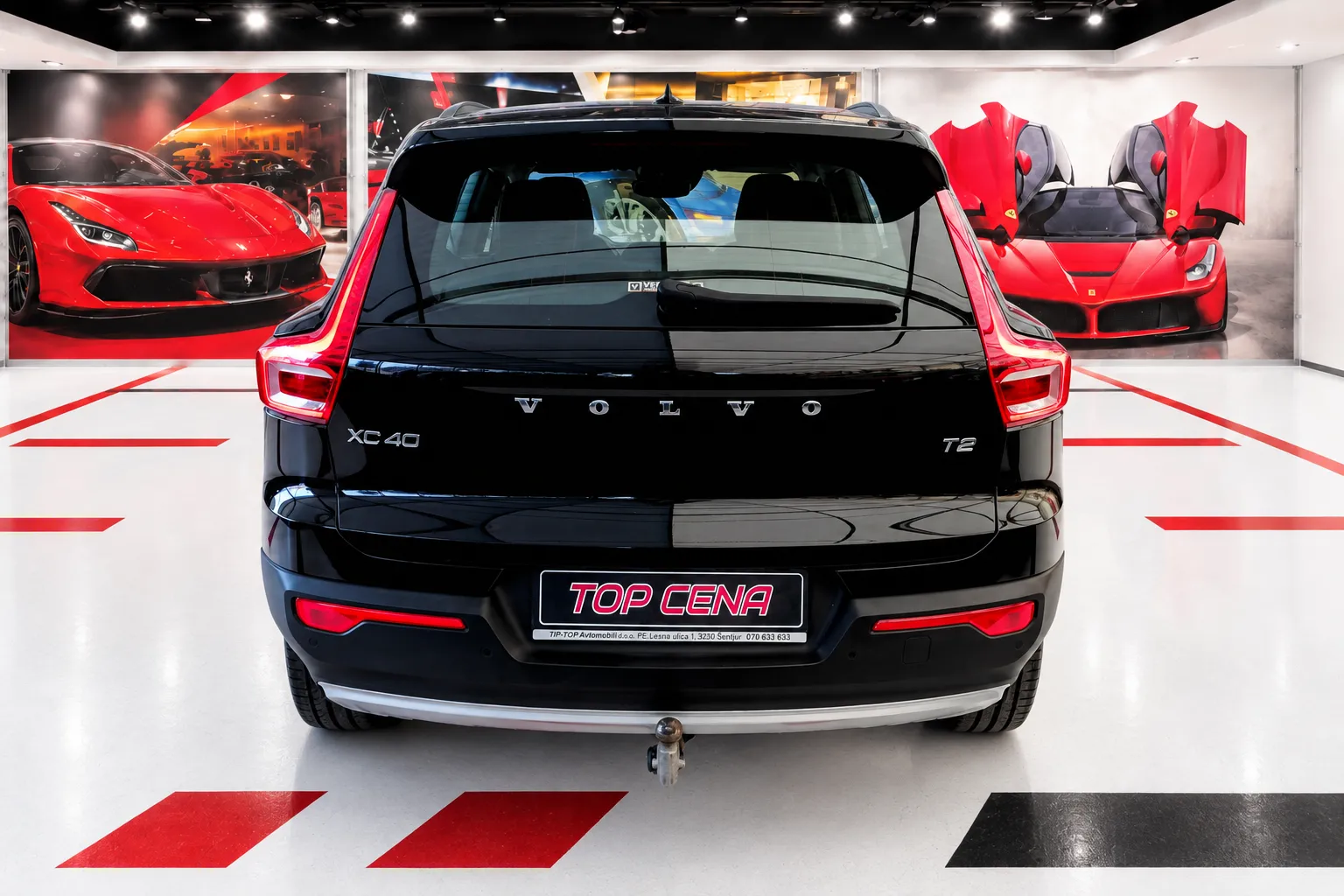 Zunanja slika - Volvo XC40 - T2 Momentum Avt. FULL LED ALU NAVI PDC 1.LASTNIK - 4