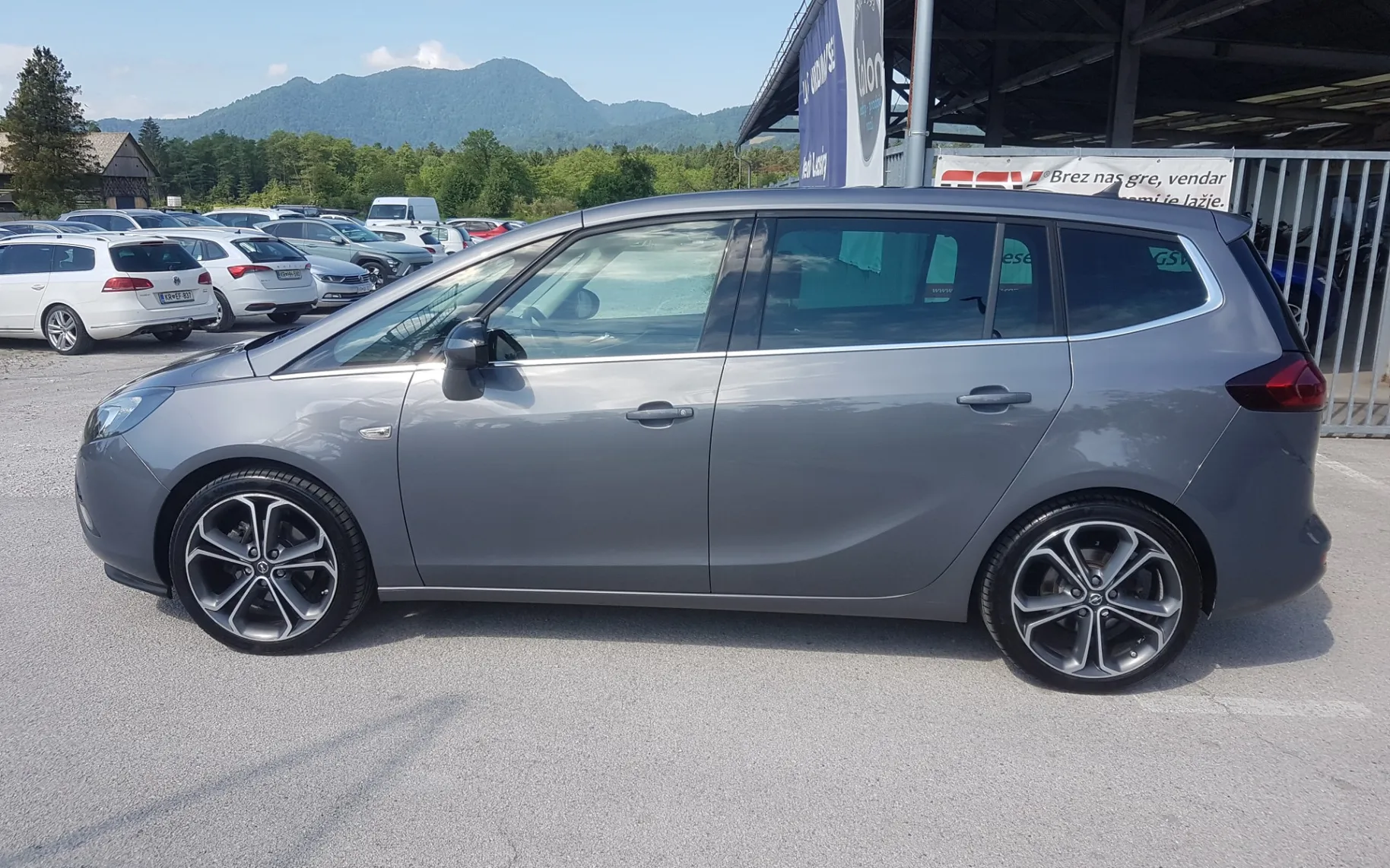 Zunanja slika - Opel Zafira - Tourer 1,6 CDTi Cosmo Start/Stop - 4