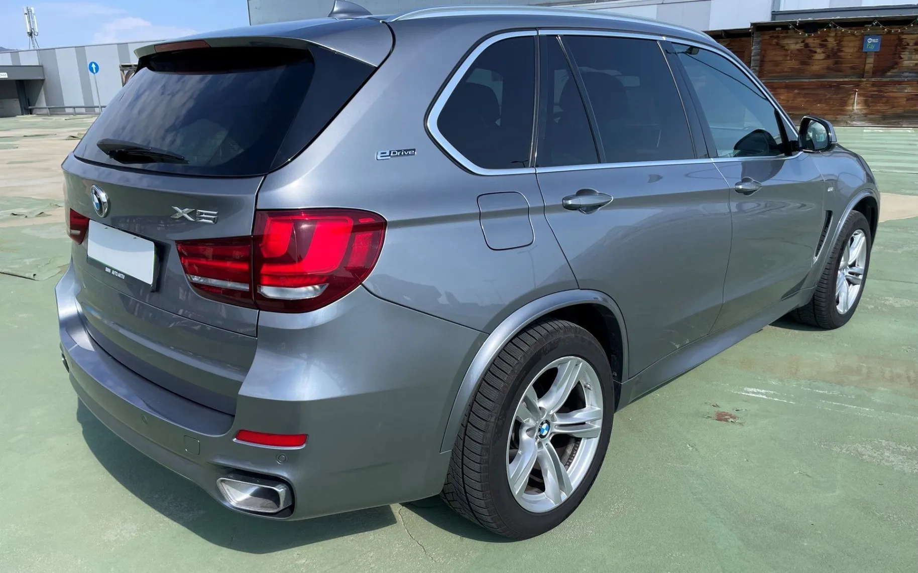 Zunanja slika - BMW X5 - X 5 XDRIVE 40 e AUT. LED.NAVI. KAMERA 360. OGR.SED - 3