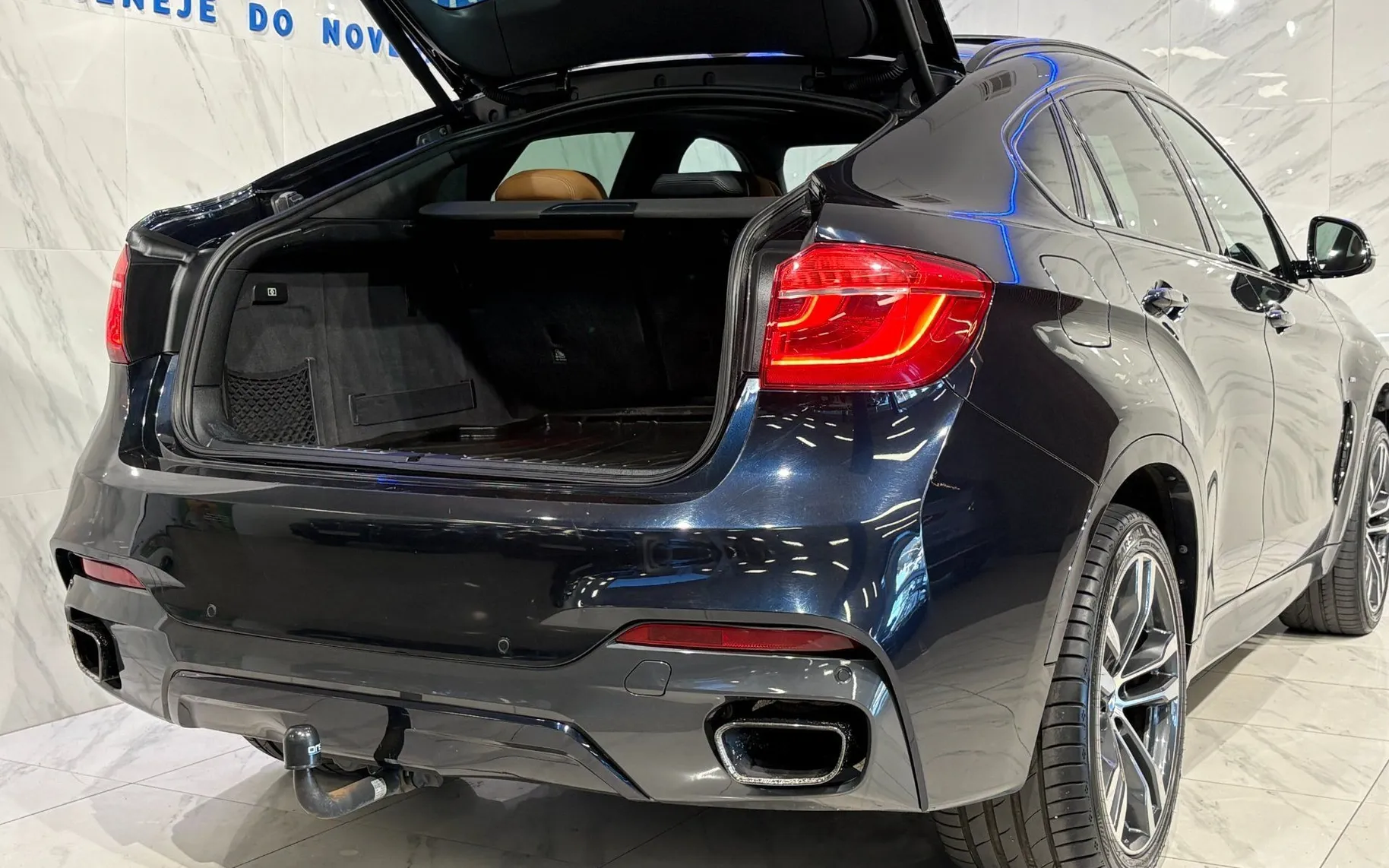 Notranja slika - BMW serija X6: - M50d |xDrive|Pano|ACC|Kamera|Memory|HUD|Hlaj|SLO| - 7