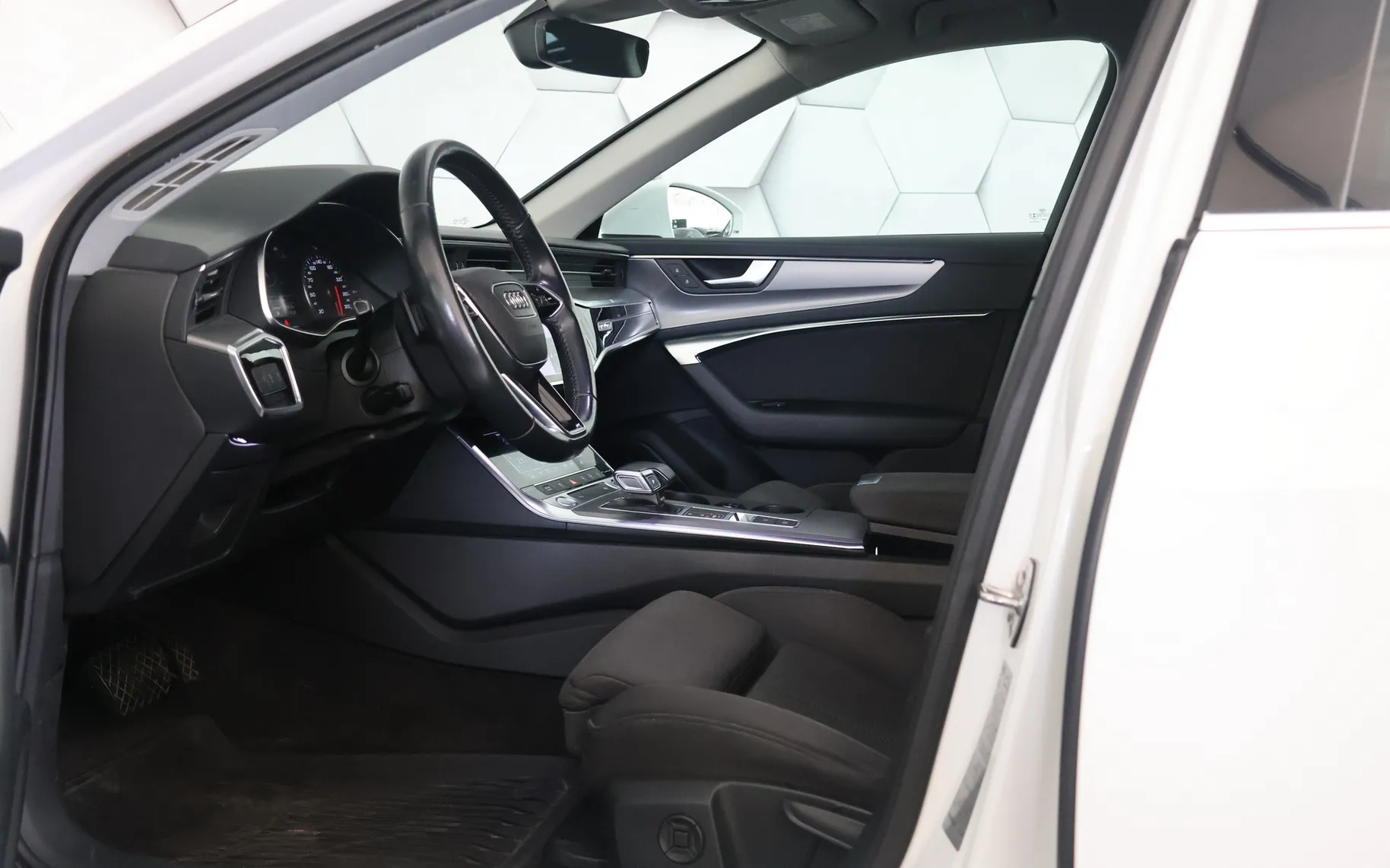 Zunanja slika - Audi A6 - 40TDI Quattro S-Tronic Sport - 9