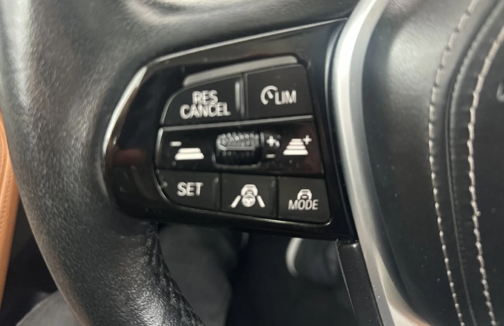Zunanja slika - BMW Serija 5 - Touring: 530 e Luxury Line 2.0 215KW.NEMŠKI+4ALU.KAMERA. - 7