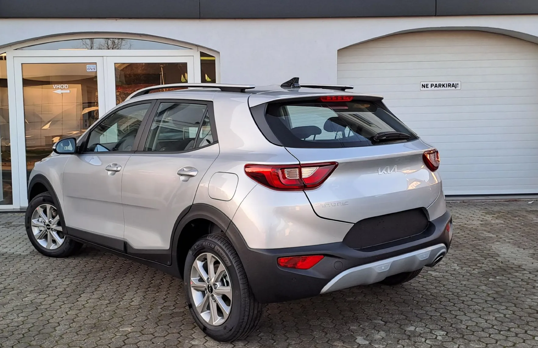 Zunanja slika - KIA Stonic - 1.2 DPI LX Urban+ ISG - 3