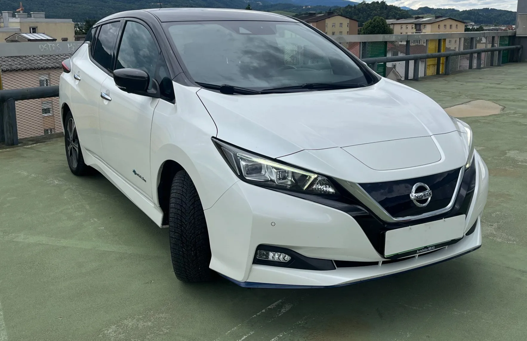 Zunanja slika - Nissan Leaf - Elektro 59 kWh Tekna 360° POGLED.TOPL. ČRP. ACC - 3