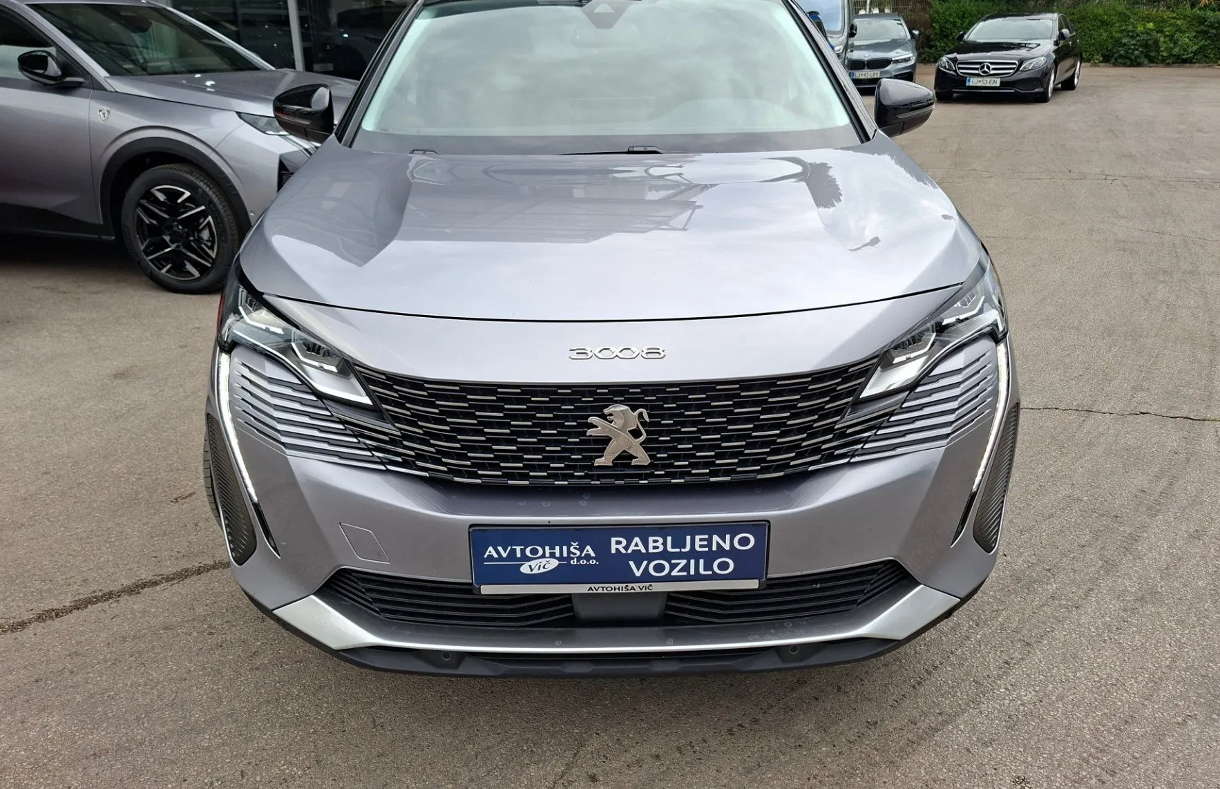 Zunanja slika - Peugeot 3008 - 1.5 BlueHDI 130 S S Allure Pack Avt. - 2