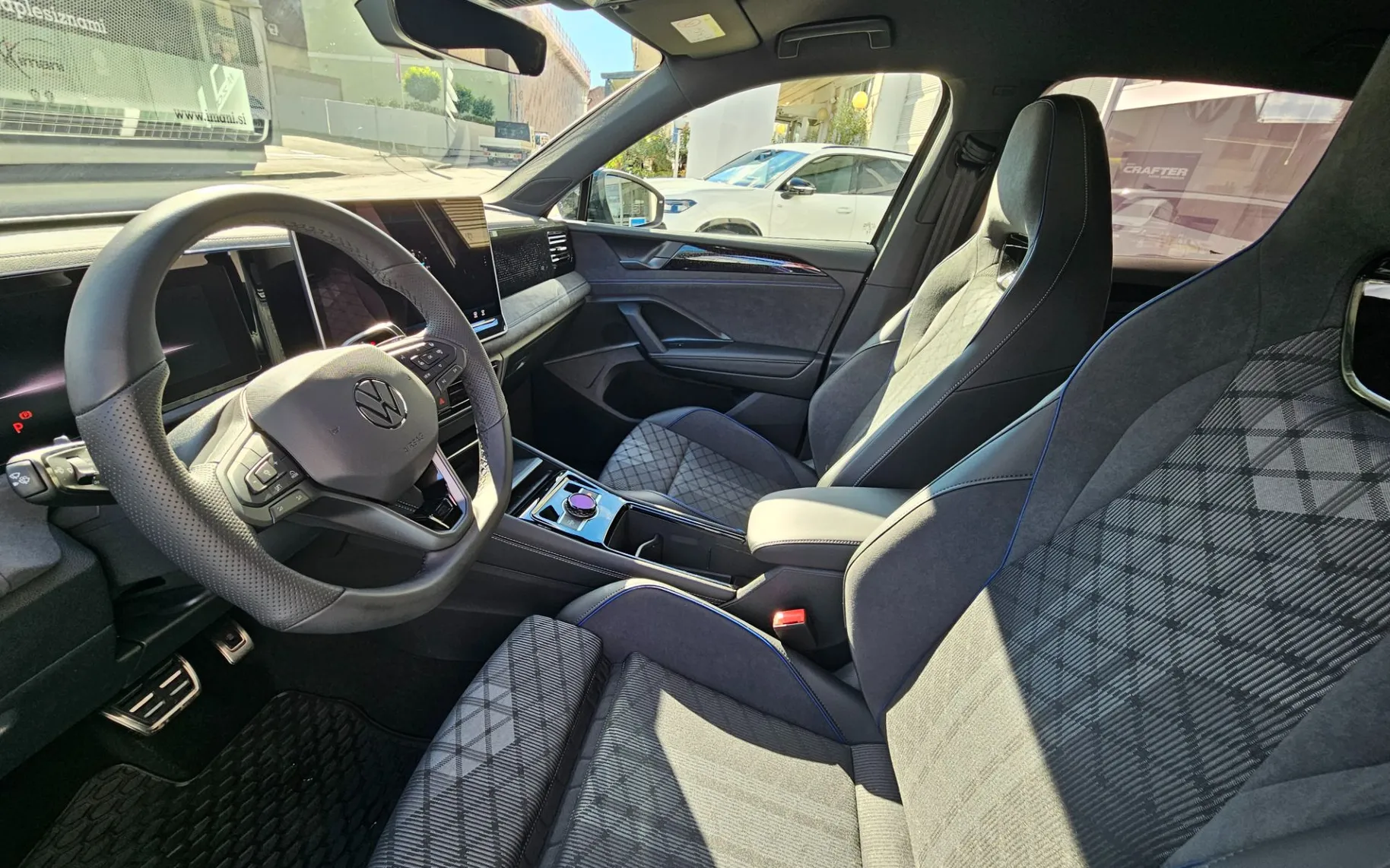 Zunanja slika - Volkswagen Tiguan - 1.5 eTSI 4Joy DSG - 7