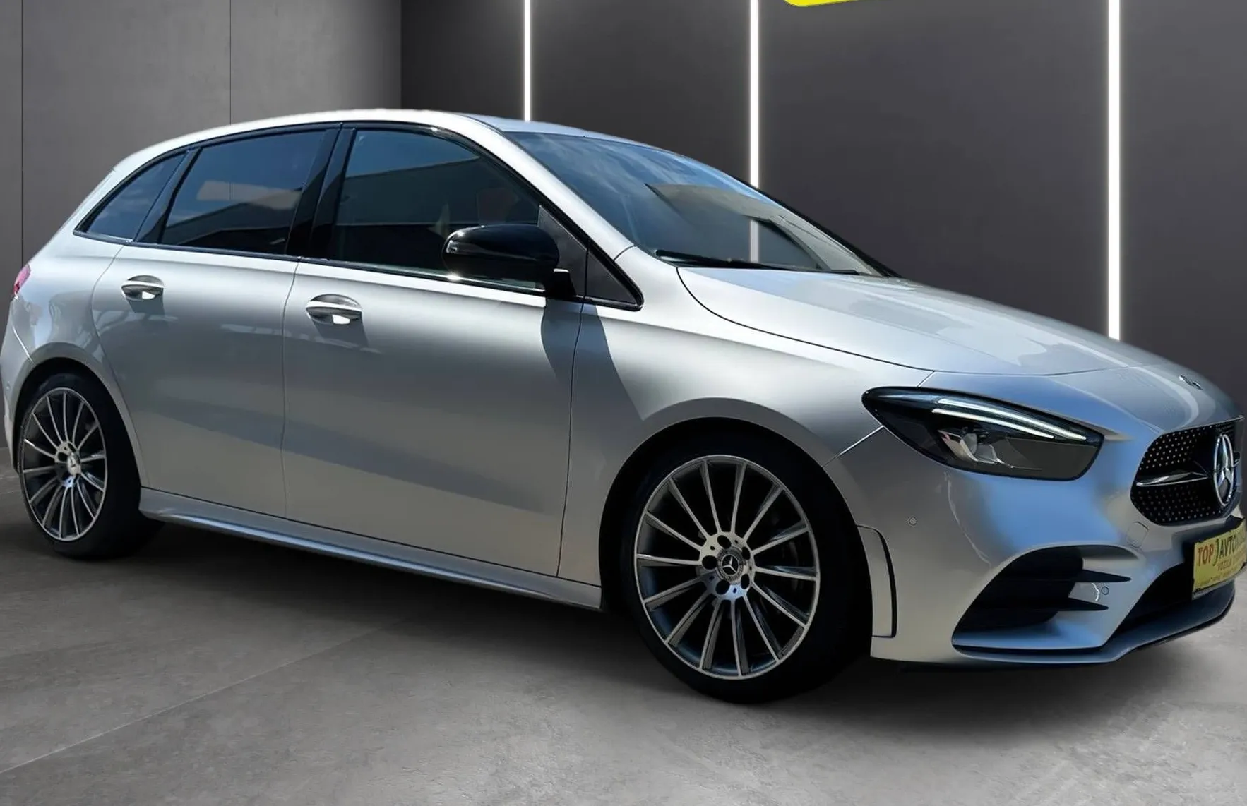 Zunanja slika - Mercedes-Benz B-Razred - 200 AMG LINE MULTIBEAM TEM KAMERA PDC NAVI TOP - 10