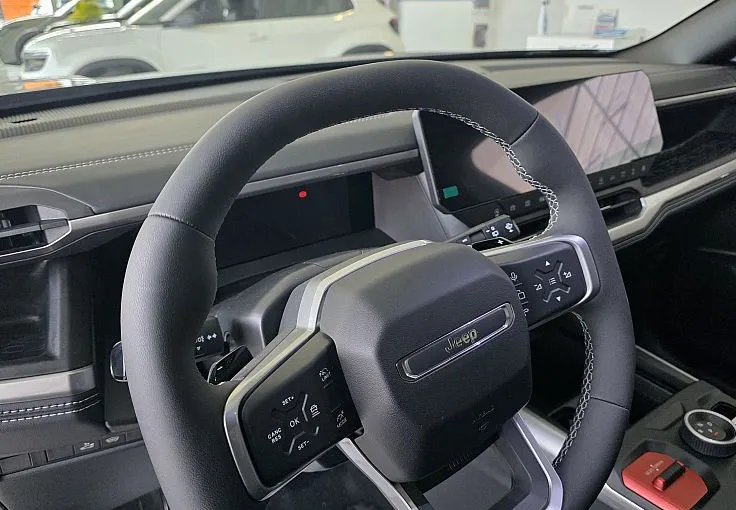 Zunanja slika - Jeep Compass - 1.2 DCT6 e-Hybrid 107kW FIRST EDITION - 6
